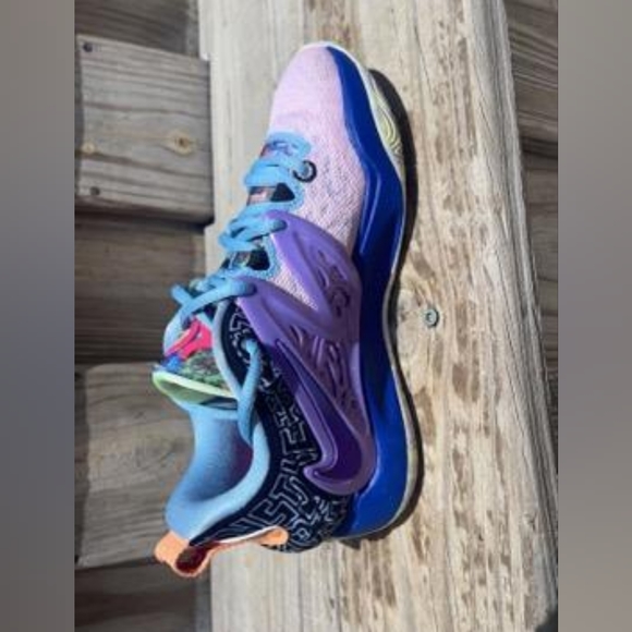 KD 15 "what the's" - Picture 7 of 7